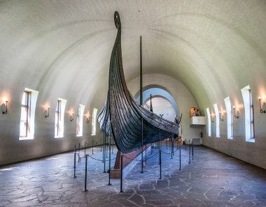 Oslo, Norveç - Haziran 2009. Viking drakkar Osl Viking Müzesi