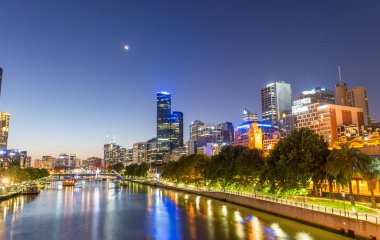 Melbourne - Ekim 2015: Güzel bir şehir manzarası, gece. melbo