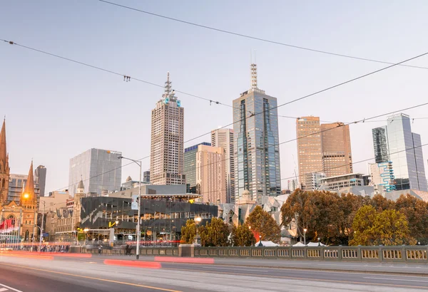 Melbourne - oktober 2015: Vackra stadssilhuetten nattetid. Melbo — Stockfoto