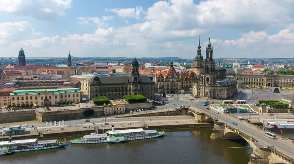 DRESDEN, GERMANY - JULY 16, 2016: Aerial view of Altstadt. Dresd — Stock Photo, Image