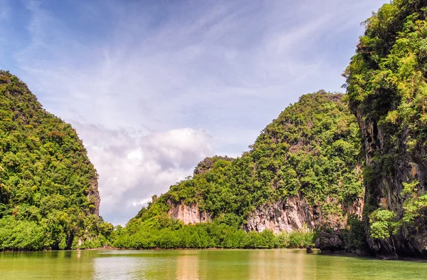 Bella isola della Thailandia, provincia di Krabi — Foto Stock