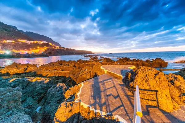 Garachico-Pools in der Dämmerung - Teneriffa, Kanarische Inseln — Stockfoto