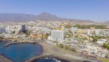Tenerife, İspanya - 7 Eylül 2016: Hava panoramik Pl