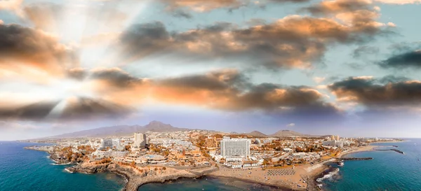 Mooie luchtfoto van Playa de Las Americas op Tenerife — Stockfoto
