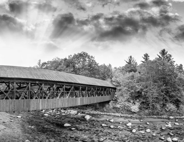Bartlett brug over rivier de Saco — Stockfoto