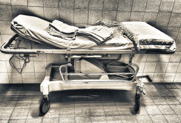 病院のベッド。ストレッチャー、健康概念 — ストック写真