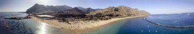 Playa de Las Teresitas Tenerife, Can hava panoramik manzaralı