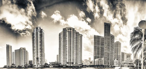 Downtown Miami i solnedgången, Florida — Stockfoto