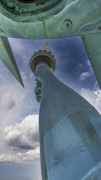 Estátua Braço Liberdade Como Visto Interior Cabeça Pôr Sol Nova — Fotografia de Stock