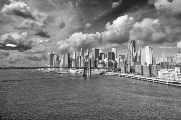 Geweldige Zonsondergang Kleuren Van New York Skyline Van Lower Manhattan — Stockfoto