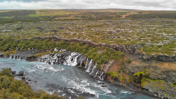 Wodospady Hraunfossar Islandia Widok Lotu Ptaka Letni Dzień — Zdjęcie stockowe