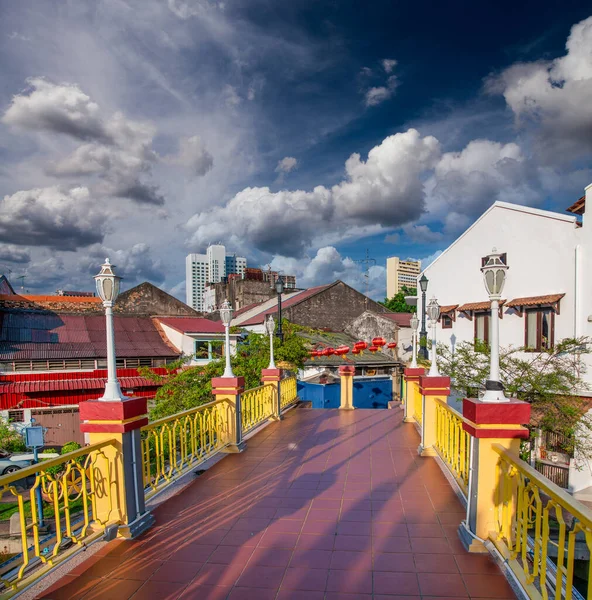 Bellissimo Ponte Sul Fiume Melaka Tramonto Malacca Malesia — Foto Stock