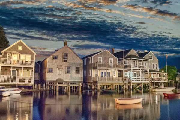 Puesta Sol Sobre Hermosas Casas Nantucket Massachusetts —  Fotos de Stock