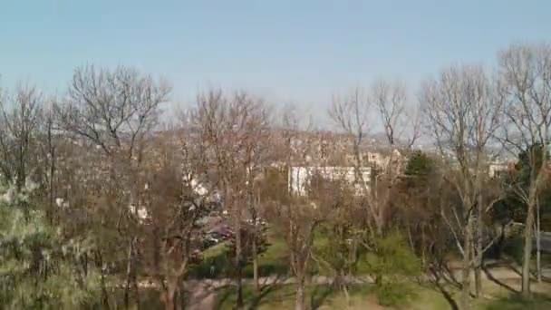Bahar mevsiminde Budapeşte 'nin hava manzarası — Stok video