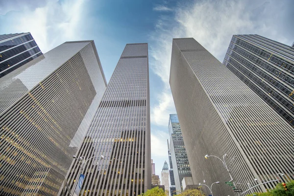 Cores Céu Por Sol Sobre Manhattan Skyline Nova York — Fotografia de Stock