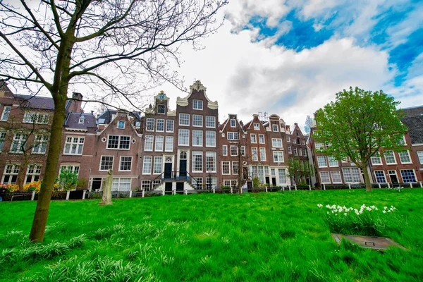 Begijnhof Antigua Comunidad Religiosa Mujeres Jardín Edificios Amsterdam Países Bajos —  Fotos de Stock