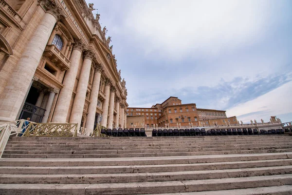 意大利 2014年6月 游客们欣赏美丽的梵蒂冈广场 — 图库照片