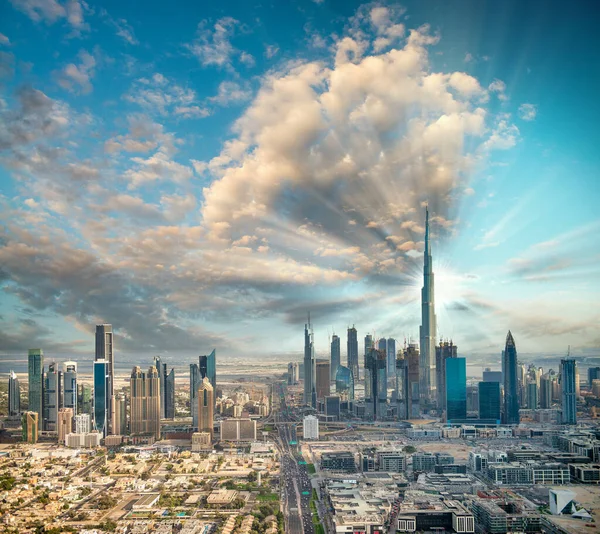 Vista Aérea Del Centro Dubai Atardecer Emiratos Árabes Unidos —  Fotos de Stock