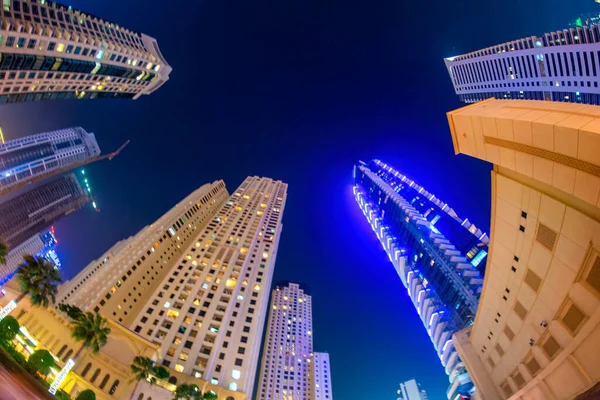Dubai Uae December 2016 Dubai Marina Вночі Променада Скайскрепери Вздовж — стокове фото