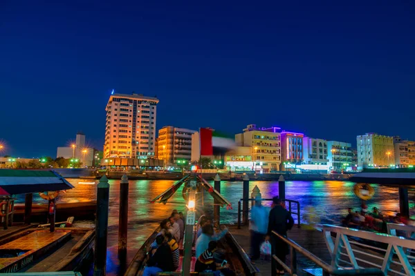 Dubai Uae December 2016 Boats Dubai Creek Night — Stock Photo, Image