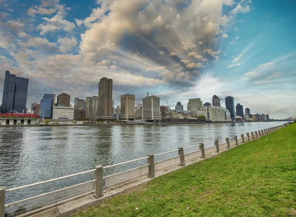 Manhattan Skyline Roosevelt Island New York City Verenigde Staten — Stockfoto