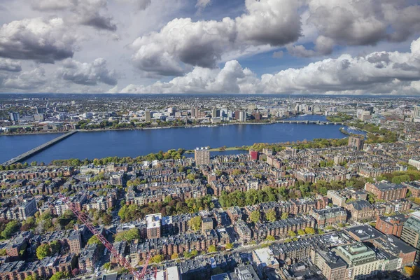 Luchtskyline Van Boston Massachussetts Terug Baai Fom Een Stad Dak — Stockfoto