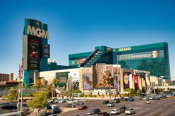 Las Vegas กรกฎาคม 2018 มมองของ Strip และการจราจรในว นฤด อนท แดด — ภาพถ่ายสต็อก