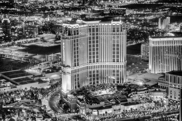 Las Vegas June 2018 Night Aerial View Casinos Hotels Strip — 图库照片