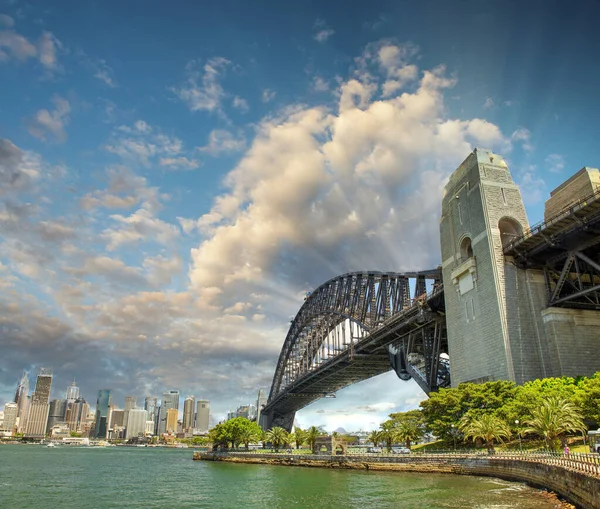 Günbatımında Sydney Limanı Köprüsü Avustralya — Stok fotoğraf