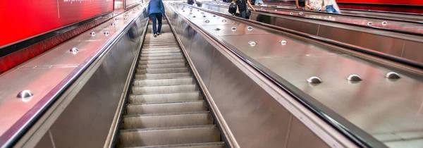 澳大利亚 2015年11月6日 城市地铁内的游客 — 图库照片