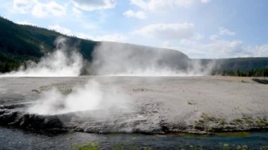 Midway Gayzer Havzası, Yellowstone Ulusal Parkı, Wyoming, ABD