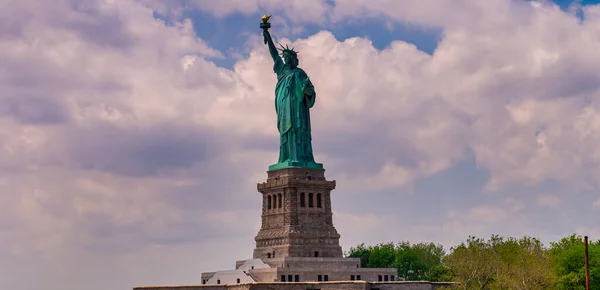 Majestuosa Vista Estatua Libertad Ciudad Nueva York —  Fotos de Stock