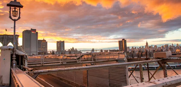 Нове Місто Джуне 2013 Захід Сонця Над Брокліновим Мостом — стокове фото