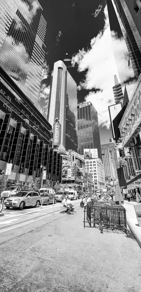 New York City Giugno 2013 Strade Cittadine Traffico Manhattan — Foto Stock