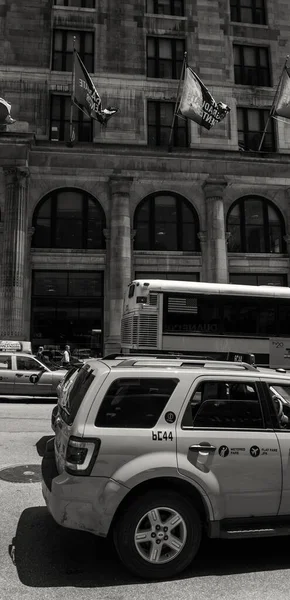 ニューヨーク市 2013年6月 マンハッタンの街と交通 — ストック写真