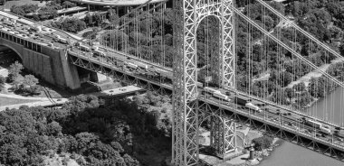 New York 'taki George Washington Köprüsü' nün havadan görüntüsü..