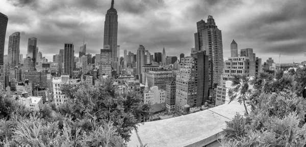 New York City June 2013 Exterior View Manhattan Skyscrapers — стокове фото