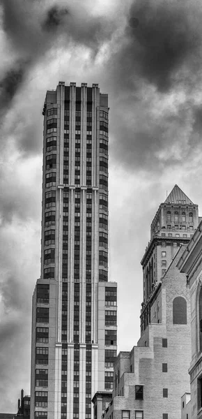ニューヨーク市 2013年6月 マンハッタンの高層ビルの外観 — ストック写真
