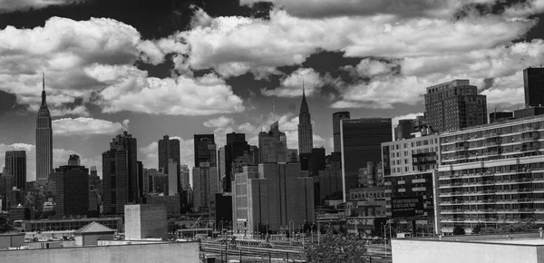 New York City June 2013 Exterior View Manhattan Skyscrapers — стокове фото