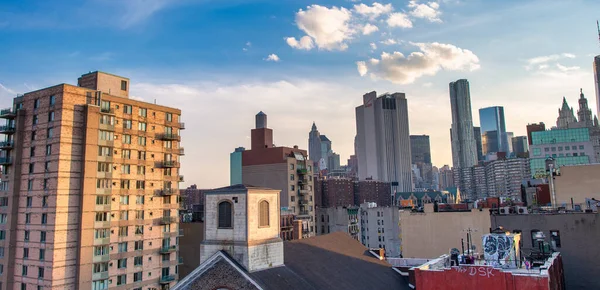 New York City Juni 2013 Buitenaanzicht Van Manhattan Wolkenkrabbers — Stockfoto
