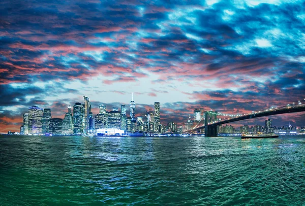 Brooklyn Bridge Lower Manhattan Skylin Bij Zonsondergang New York — Stockfoto