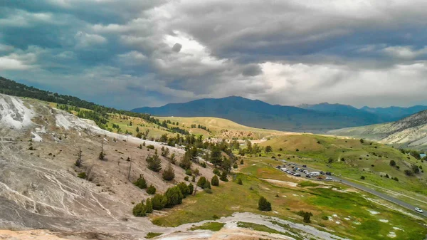 Mammoth Hot Springs Parque Nacional Yellowstone Vista Aérea Ponto Vista — Fotografia de Stock