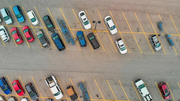 Flybilde Biler Store Utendørs Parkeringsplasser Usa Kjøpesenterets Parkeringstett Overfylte Parkeringsplasser – stockfoto