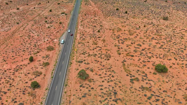 Campo Carretera Través Del Fabuloso Monument Valley Temporada Verano Vista — Foto de Stock