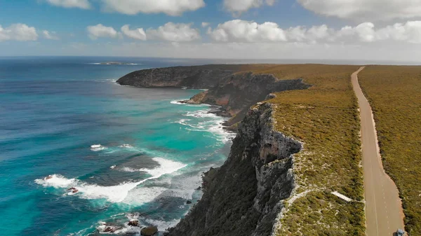 콩고냐 Flinders Chase National Park 드론으로부터 도로와 안선의 놀라운 — 스톡 사진