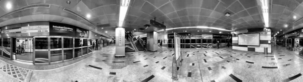 Kuala Lumpur Malaysia Grudzień 2019 Wnętrze Nowoczesnej Stacji Metra Miejskiego — Zdjęcie stockowe