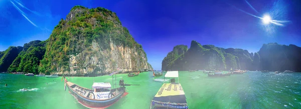 Phi Phi Leh Thailand Dezembro 2019 Turistas Barco Visitam Maya — Fotografia de Stock