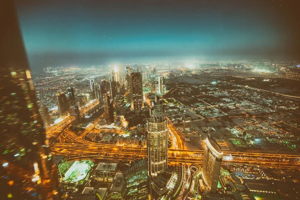阿联酋 2016年12月4日 从塔顶俯瞰迪拜市中心的空中夜景 — 图库照片