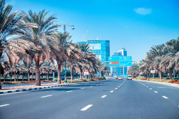 Dubai Emirados Árabes Unidos Dezembro 2016 Sheikh Zayed Road Traffic — Fotografia de Stock