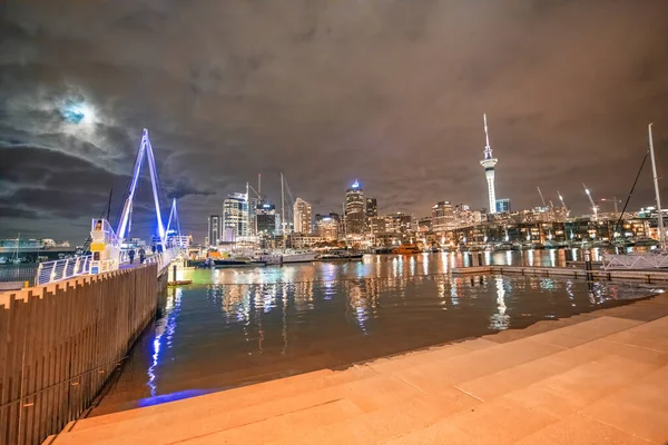Auckland August 2018 Waterfront Bridge Buildings Night — Stock Photo, Image